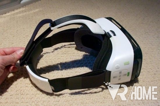 完美性价比：三星Gear VR虚拟现实眼罩